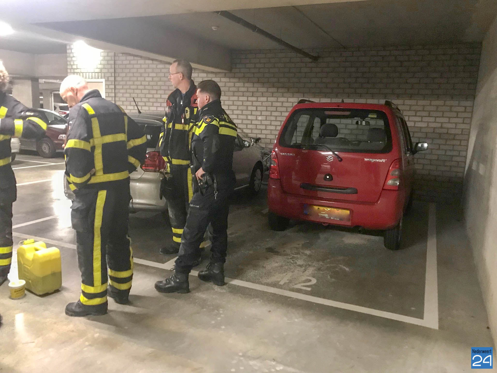 Onderzoek naar lekkende brandstoftanks in parkeergarage Nederweert24