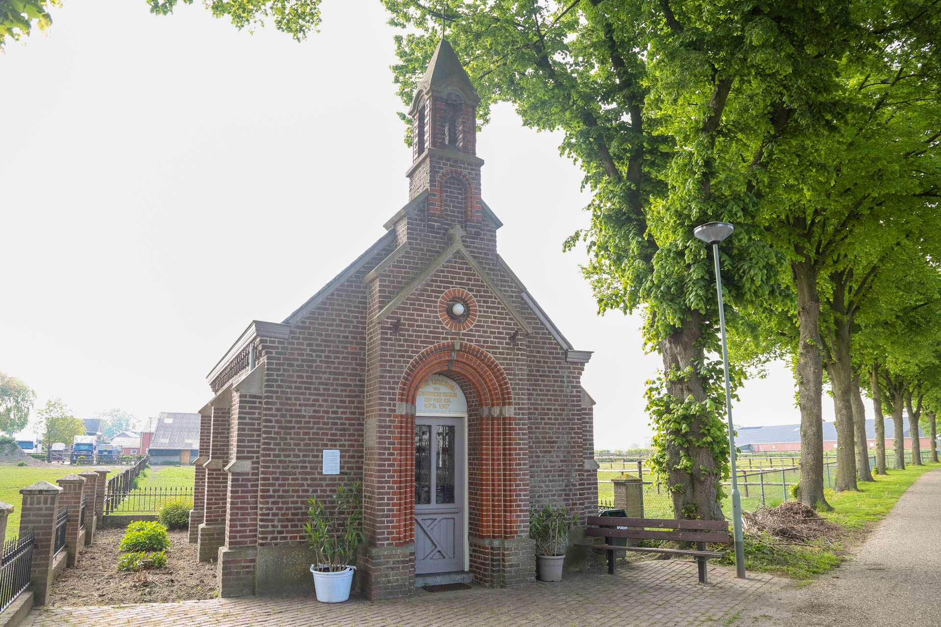 Vrouw-van-Altijddurende-Bijstandkapel-1