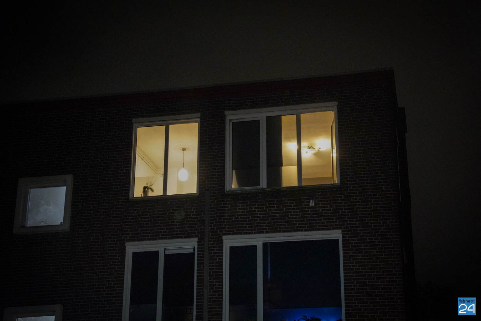 Brandweer op pad voor verbrande pizza in oven Nederweert24