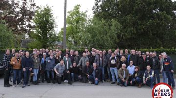 Vrijwilligers Moulin Blues bezoeken brouwerij Haacht