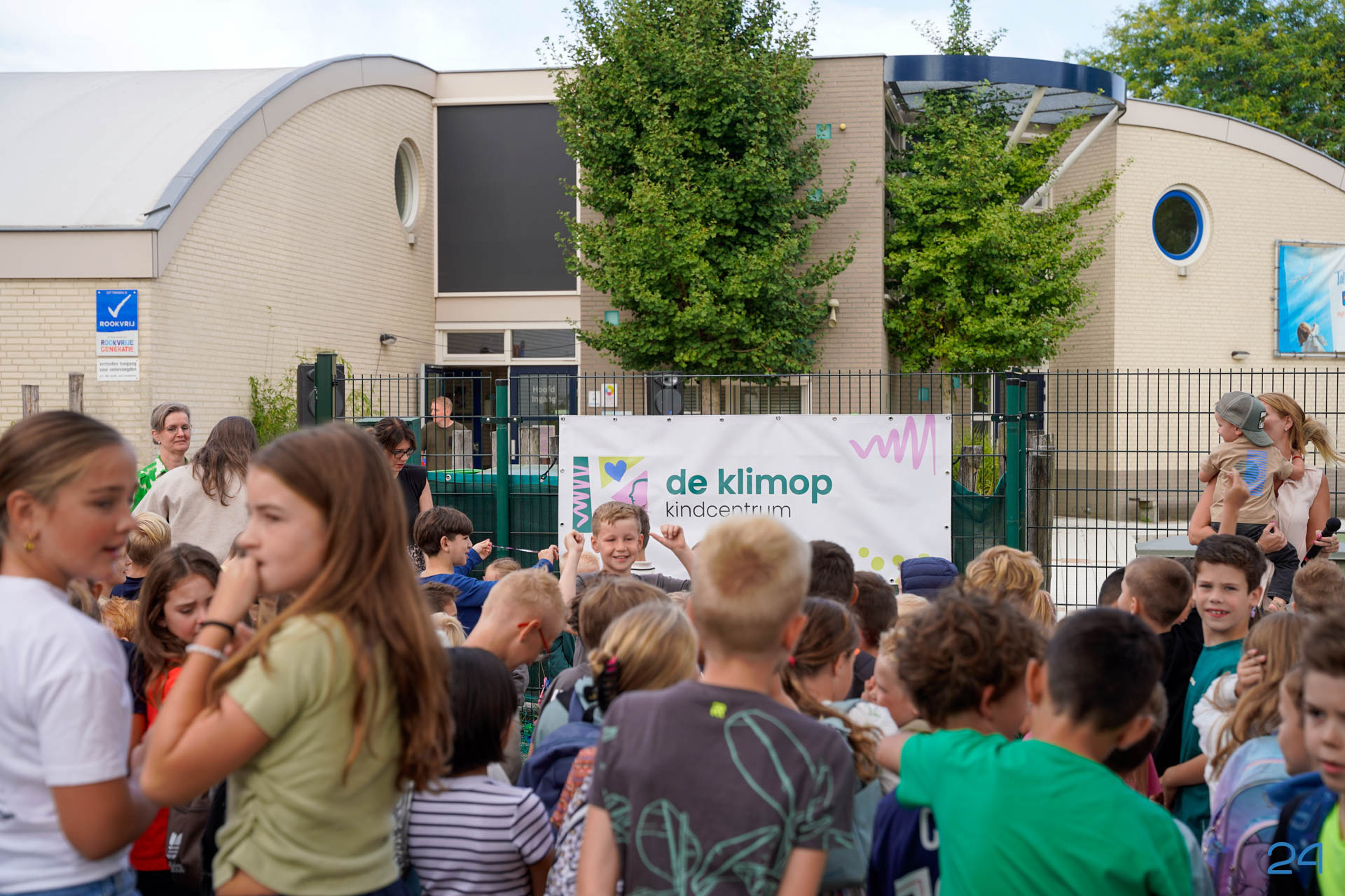Meester Jac gaat met pensioen bij Kindcentrum de Klimop