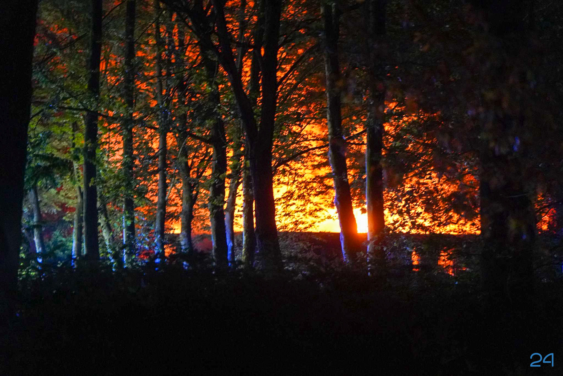 Zeer grote brand aan Stienestraat in Weert