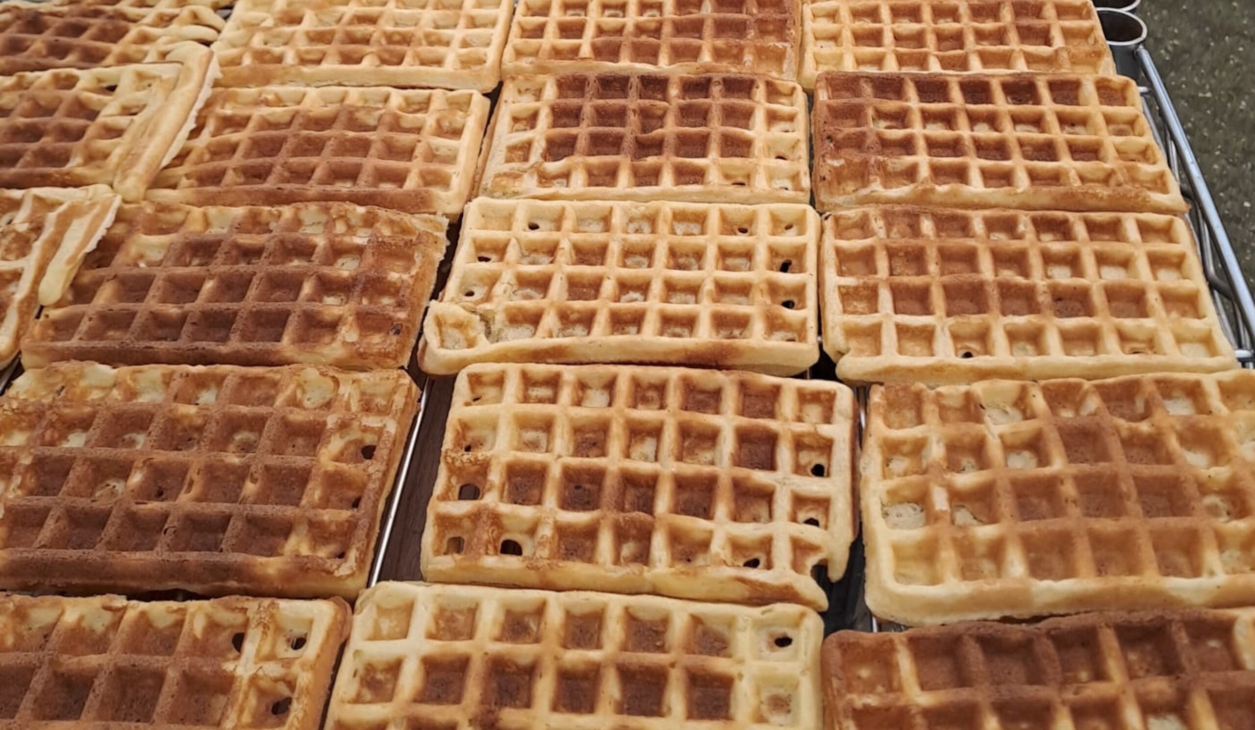Schutterij St. Odilia verkoopt verse wafels