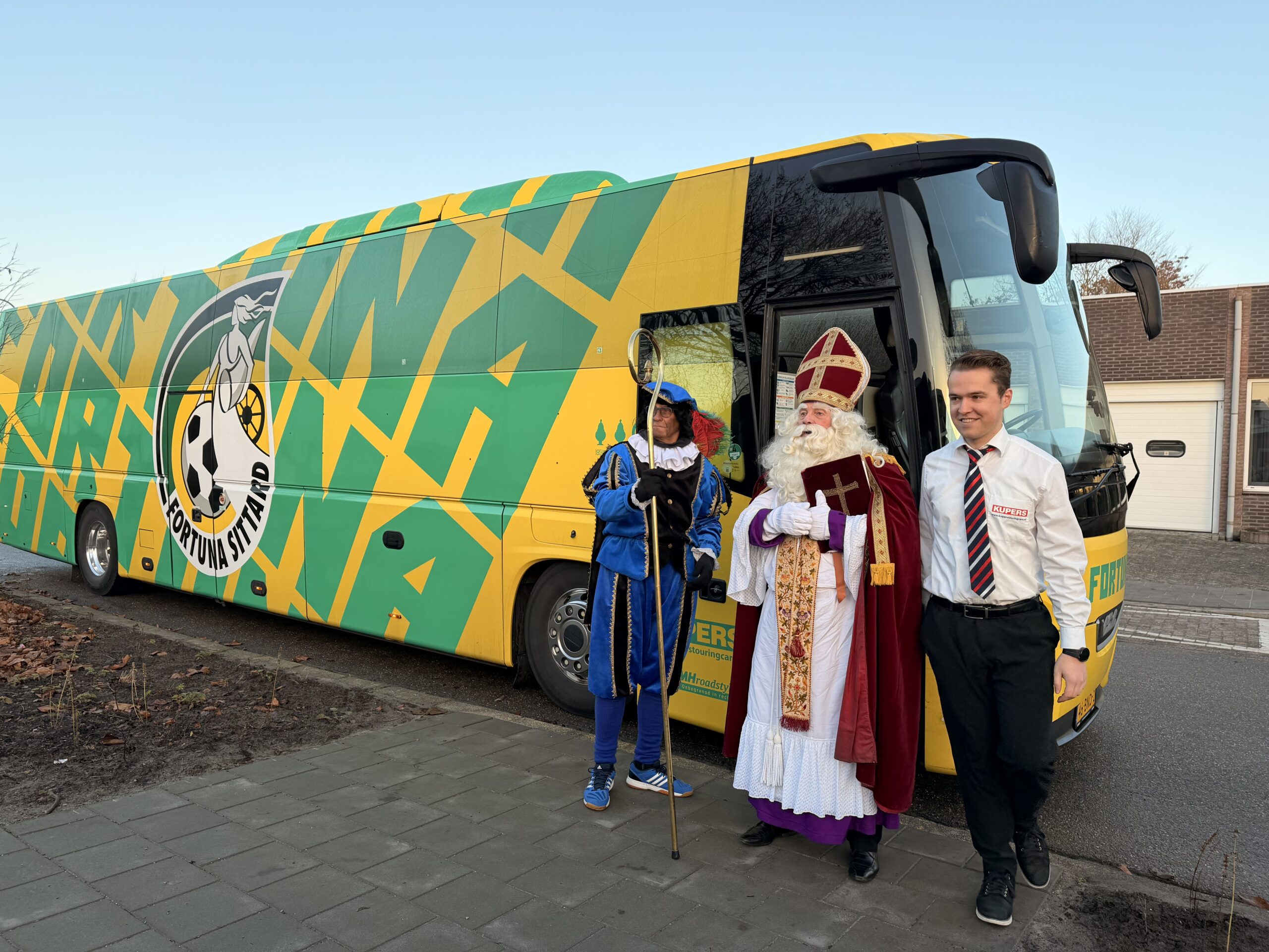 Sinterklaasbezoek bij BS de Tweesprong in Nederweert-Eind