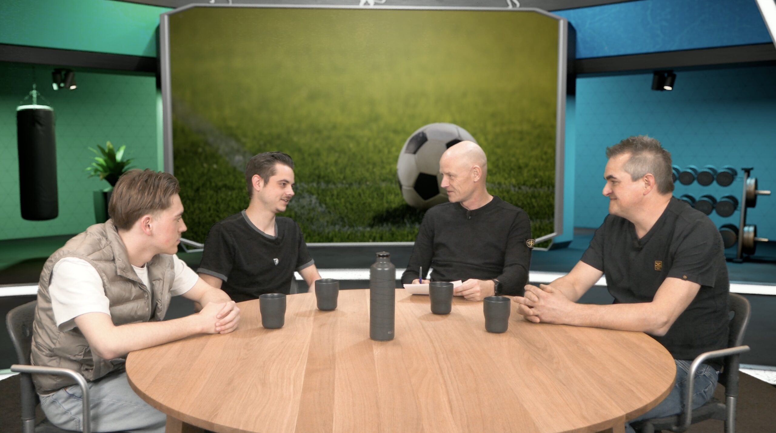 Kenji, Maarten en Bert over hun passie voor voetbal