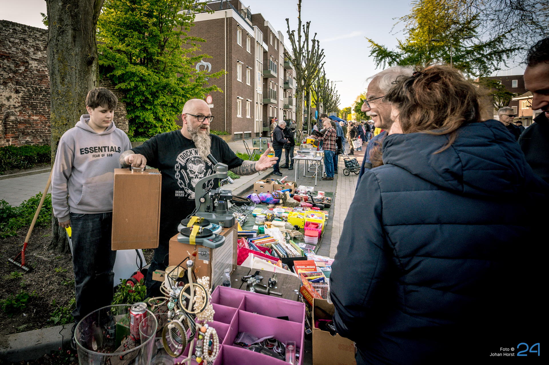 Aanloop naar Koningsdag maakt binnenstad van Weert al druk en gezellig
