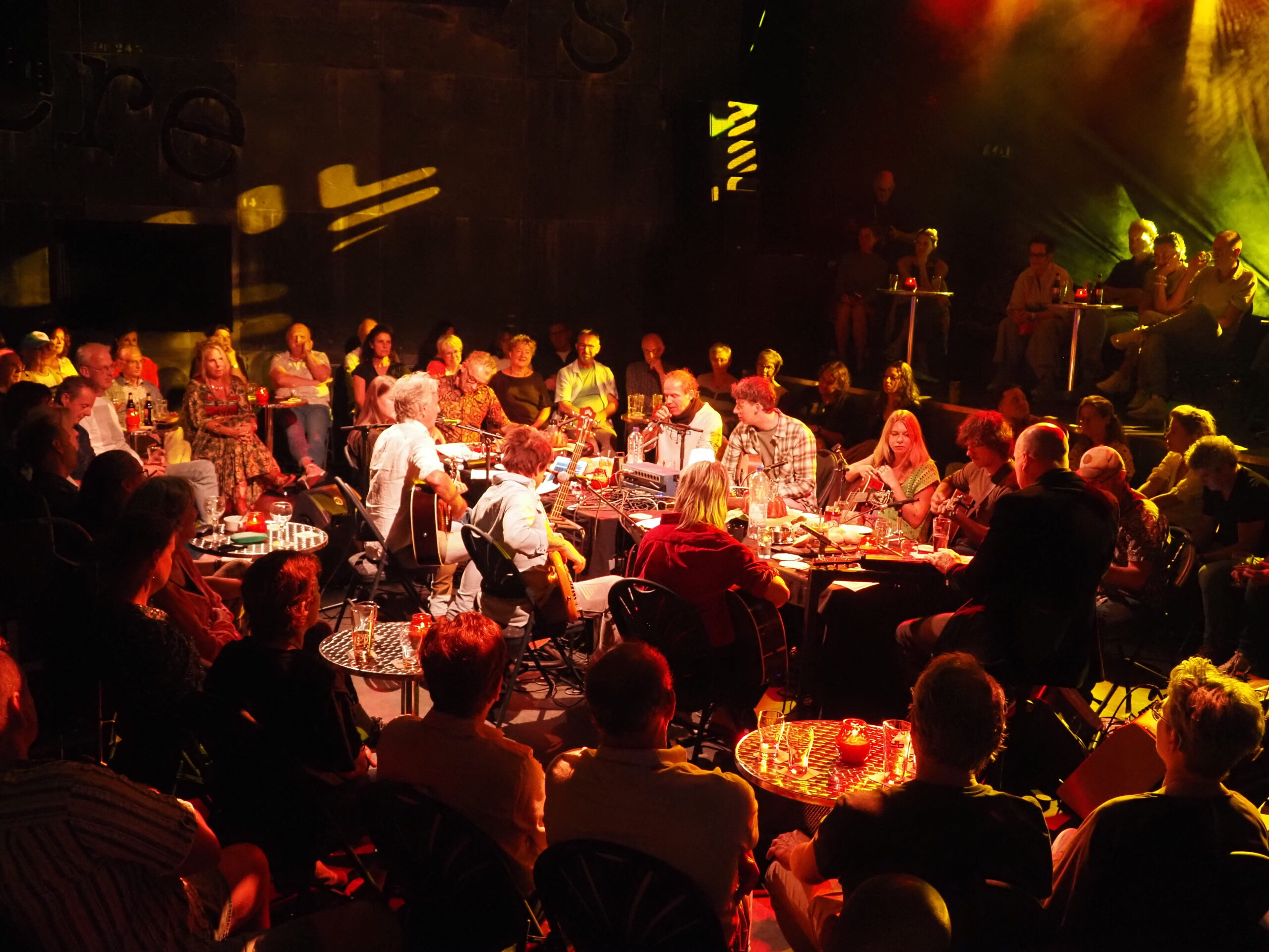 5e Kitchen Table Songs in De Bosuil: ‘Was heel bijzonder’