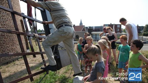10jong-nederland-ospel-korenbloem-molen