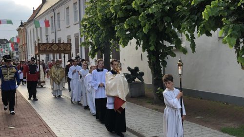 16-juni-Sacramentsprocessie-Weert