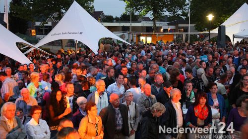 Festeynderplein in Nederweert-Eind 2013 verloopt zonder problemen onder een heerlijk festival weertje