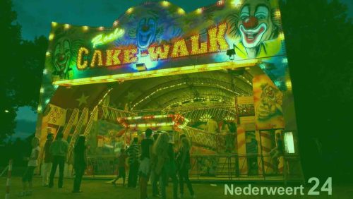 2013-08-27-Kermis-groen-Weert-1016