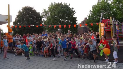 Op vrijdag 30 augustus 2013 ging de door leerlingen georganiseerde sponsorloop voor KIKA onder grote belangstelling van start.