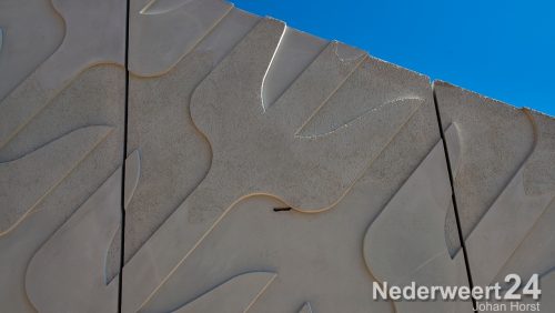 Ondanks het fraaie weer buiten wordt er nog flink gewerkt aan een aantal projecten in Nederweert.