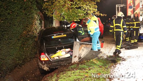 Dinsdagavond heeft rond kwart over tien een ernstig ongeluk plaatsgevonden op de Laarderweg in Weert.