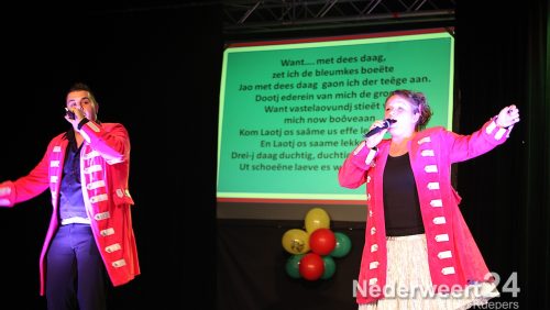 Zaterdagavond was het weer volle bak tijdens het Ni-jwieërter Vastelaovundj Schlagerfestival van de Pinmaekers. De hele familie van de Pinmaekers vereniging was weer bij elkaar gekomen in de Pinnenhof in Nederweert om te genieten van zeven nieuwe vastelaovundj-nummers.