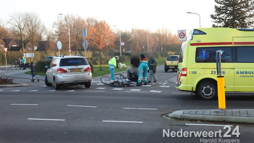 Ongeval fietser met auto op de Overweertstraat Thornstraat Weert