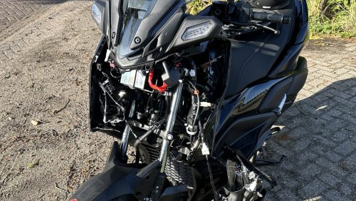 2024_10_23-Yamaha-X-Max-liep-flinke-schade-op 2024_10_23-Yamaha-X-Max-liep-flinke-schade-op