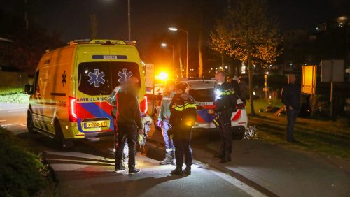 2025_04_10-Man-belandt-met-fiets-in-de-Zuid-Willemsvaart-Weert-4 2025_04_10-Man-belandt-met-fiets-in-de-Zuid-Willemsvaart-Weert-4