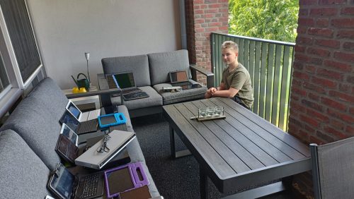 2025_05_24-Sasha-is-bij-met-alle-ingeleverde-tablets