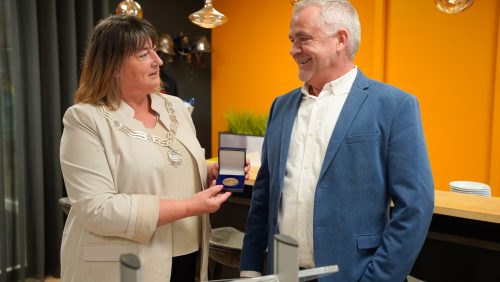 2025_05_28-Medaille-Carnegie-Heldenfonds-voor-Sjors-Uuldriks-uit-Nederweert-12