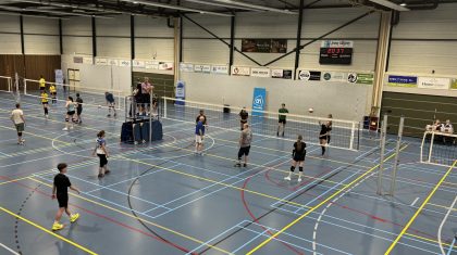 2025_06_17-Een-warm-einde-seizoen-Intern-Volleybal-Toernooi-van-VC-Fortutas4