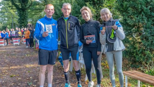 2025_10_06-De-HEMA-Volksloop-trotseert-wind-en-regen-6