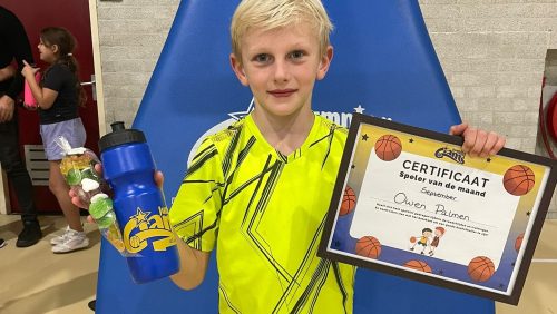 2025_10_06-Owen-Speler-van-de-maand-september-bij-Jumping-Giants