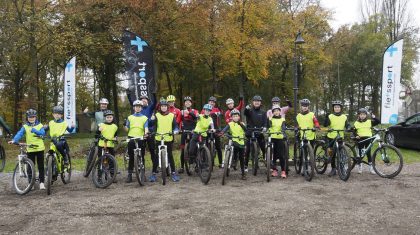 2025_10_31-Kinderen-ontdekken-de-wereld-van-mountainbiken-tijdens-de-Kids-MTBClinic-in-Weert2