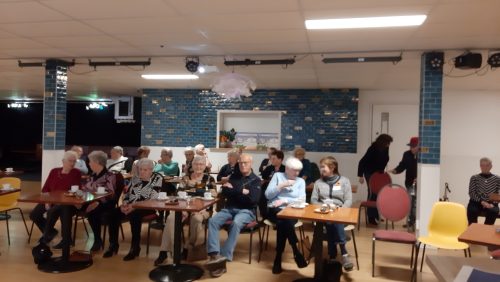 2025_11_12-Informatieve-bijeenkomst-veiligheid-en-oplichting-bij-Zonnebloem-Nederweert-3