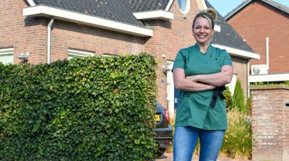 2025_11_14-Kelly-Harvey-Sonnemans-Ik-wil-dat-mensen-letterlijk-beter-in-hun-vel-zitten