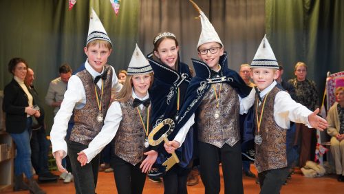 2025_11_28-Prins-Stijn-1e-en-Prinses-Mirthe-van-IKC-de-Kerneel40