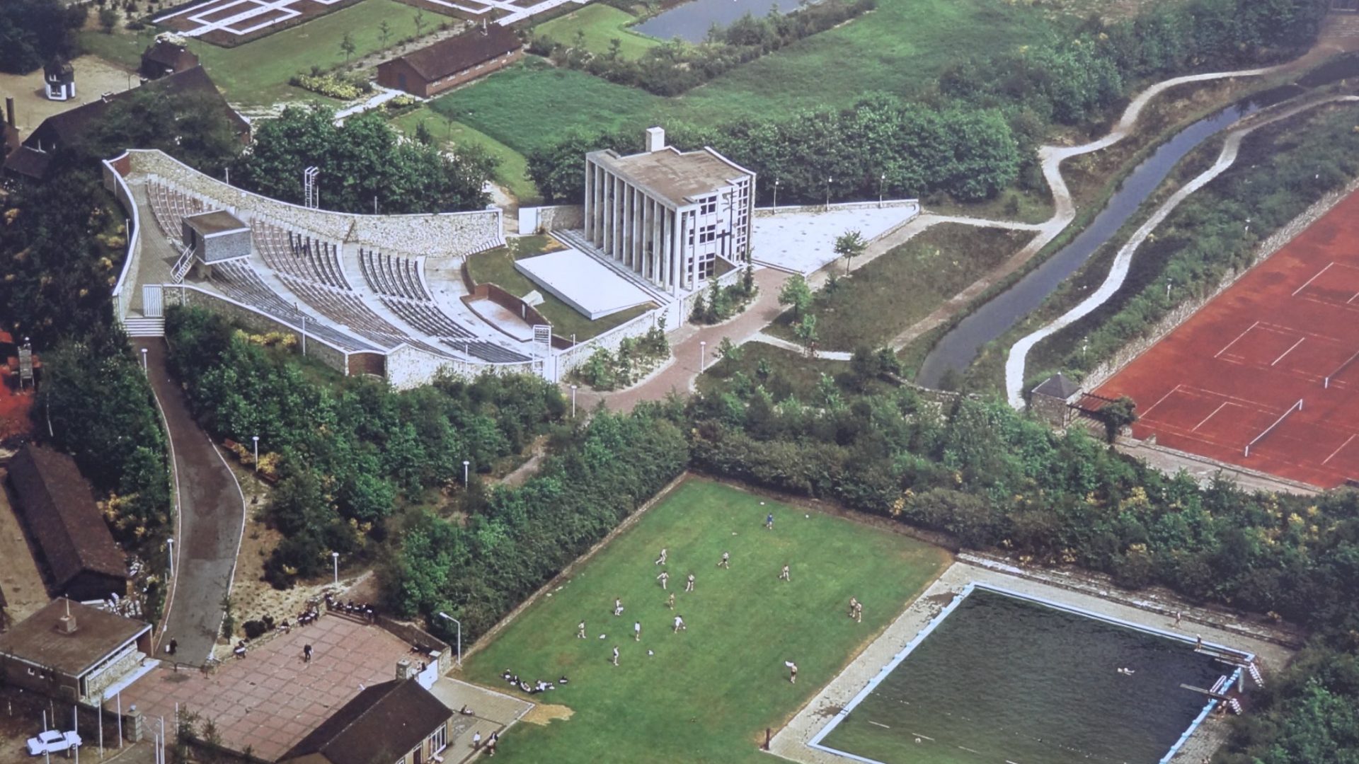 2025_12_18-Stichting-Behoud-de-Lichtenberg-Luchtfoto-Lichtenberg-complex-1960
