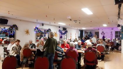 2025_12_18-Zonnebloem-Nederweert-viert-kerstfeest-met-gasten-en-vrijwilligers-2