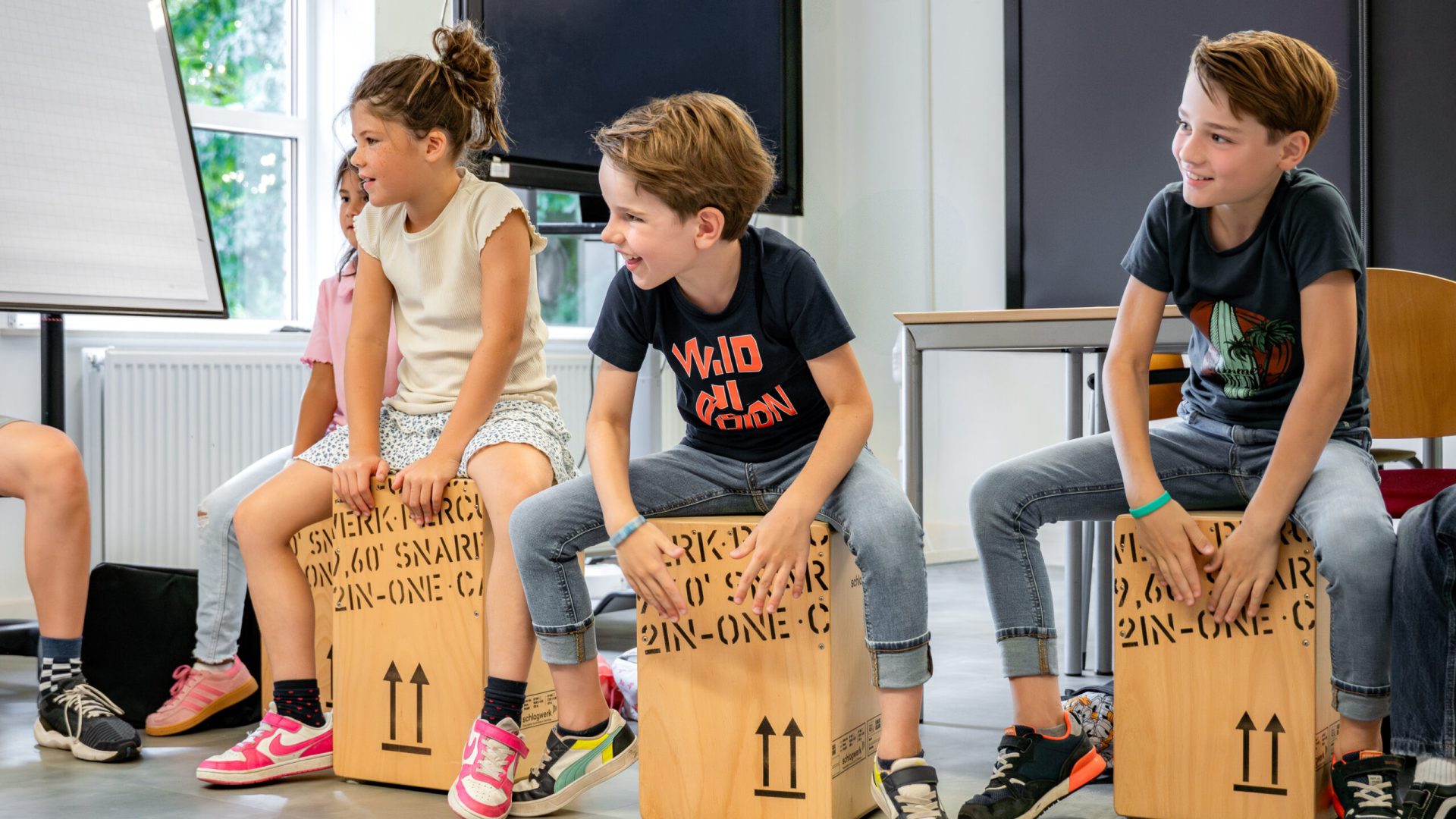 2026-06-30-Zomerschool-van-RICK-laat-kinderen-spetteren-van-plezier-en-creativiteit