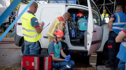 2026-07-10-Hulpdiensten-aan-de-slag-bij-oefening-op-Bospop-terrein-in-Weert-Johan-Horst24