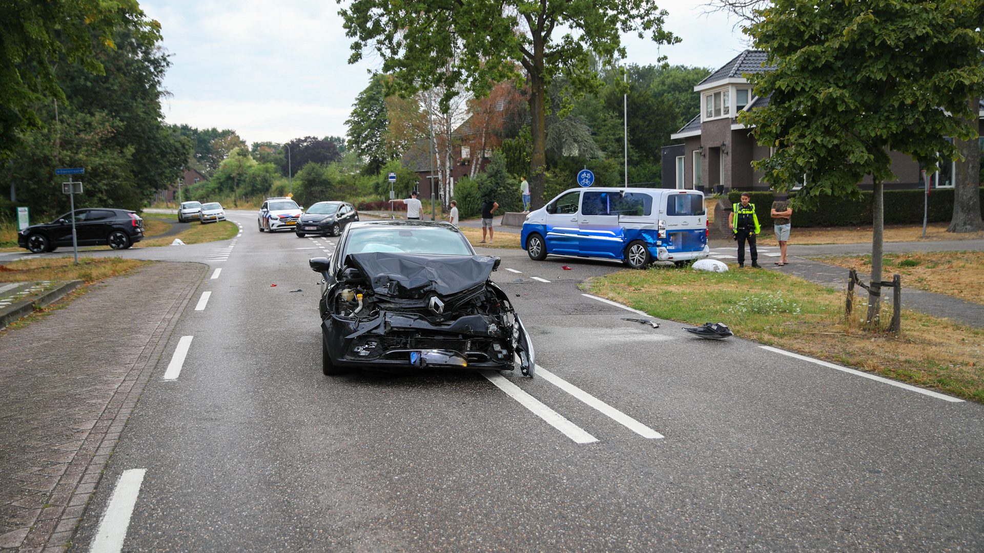 2026-07-30-Ongeval-Dorpstraat-Leveroy-4
