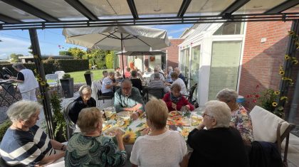 2026-08-24-Een-zonnige-dank-je-wel-middag-voor-de-vrijwilligers-van-De-Zonnebloem-Nederweert5