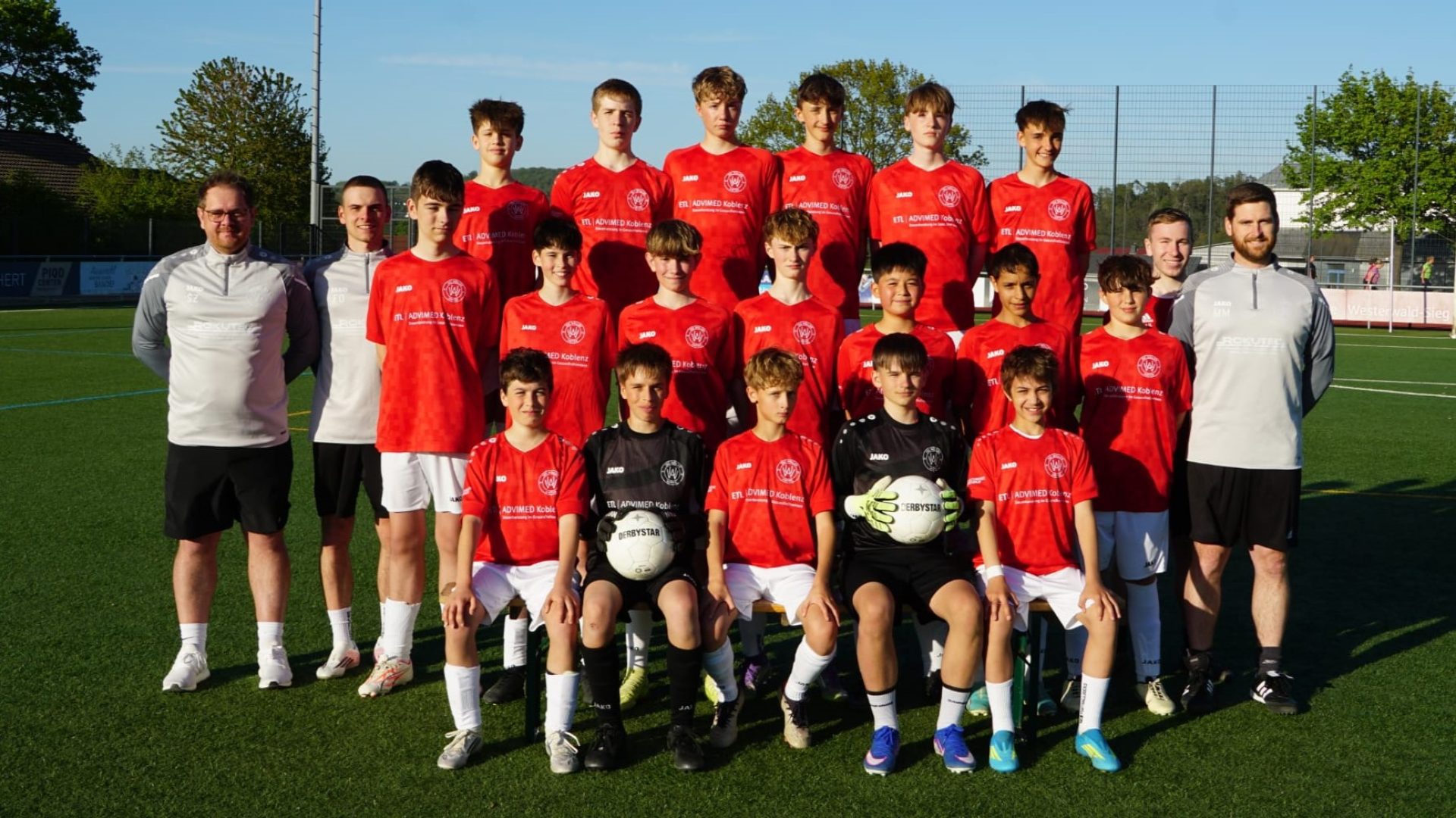 2026-08-24-JO15-TuS-Ahrbach-op-bezoek-bij-Eindse-Boys