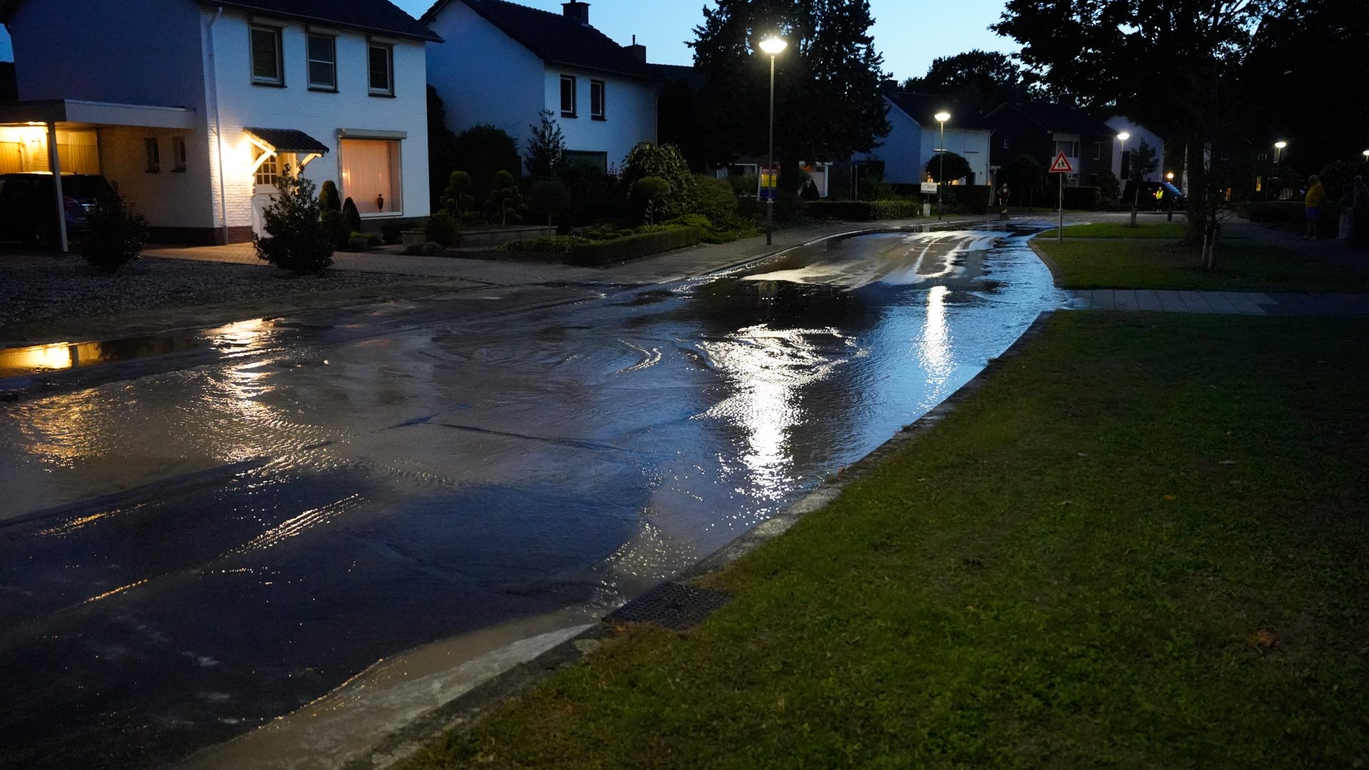 2026-09-18-Waterlekkage-Bernhardstraat-Nederweert-1