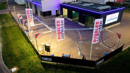 2026-09-25-Vroege-vogels-wassen-voordeliger-bij-Bubbles-Carwash