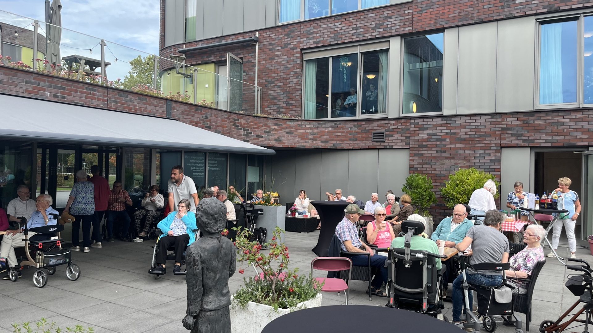 2026-09-30-Nieuwe-binnentuin-St.-Joseph-brengt-bewoners-en-buurt-samen2