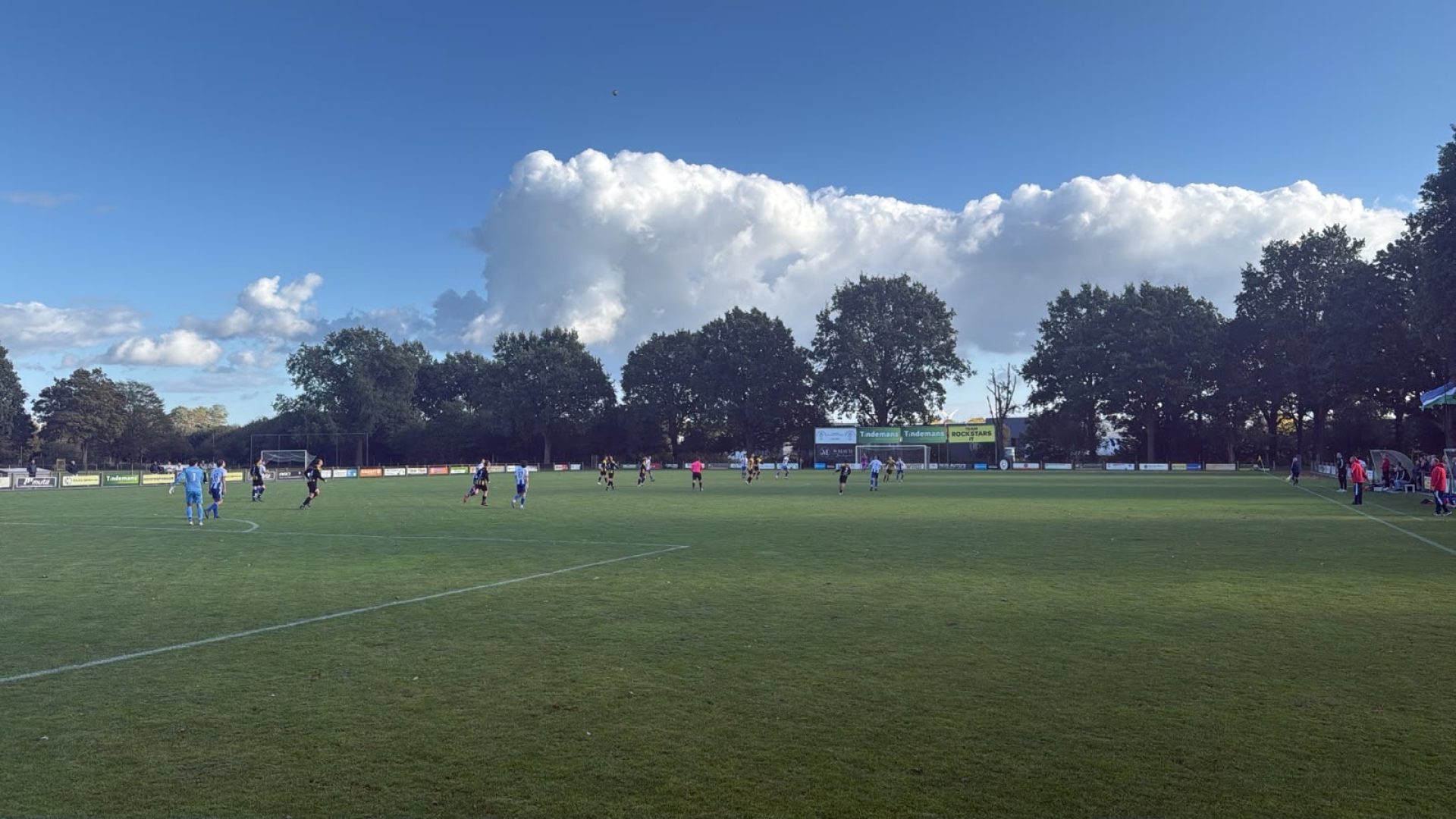 2026-10-11-Nederweerter-clubs-en-trainers-2