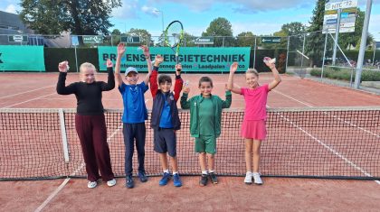2026-10-12-Groen-2-van-NTC-72-in-Nederweert-kampioen