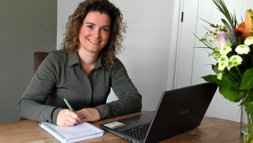 2026-10-18-Linda-Hoebergen-uit-Ospel-start-als-mantelzorgmakelaar