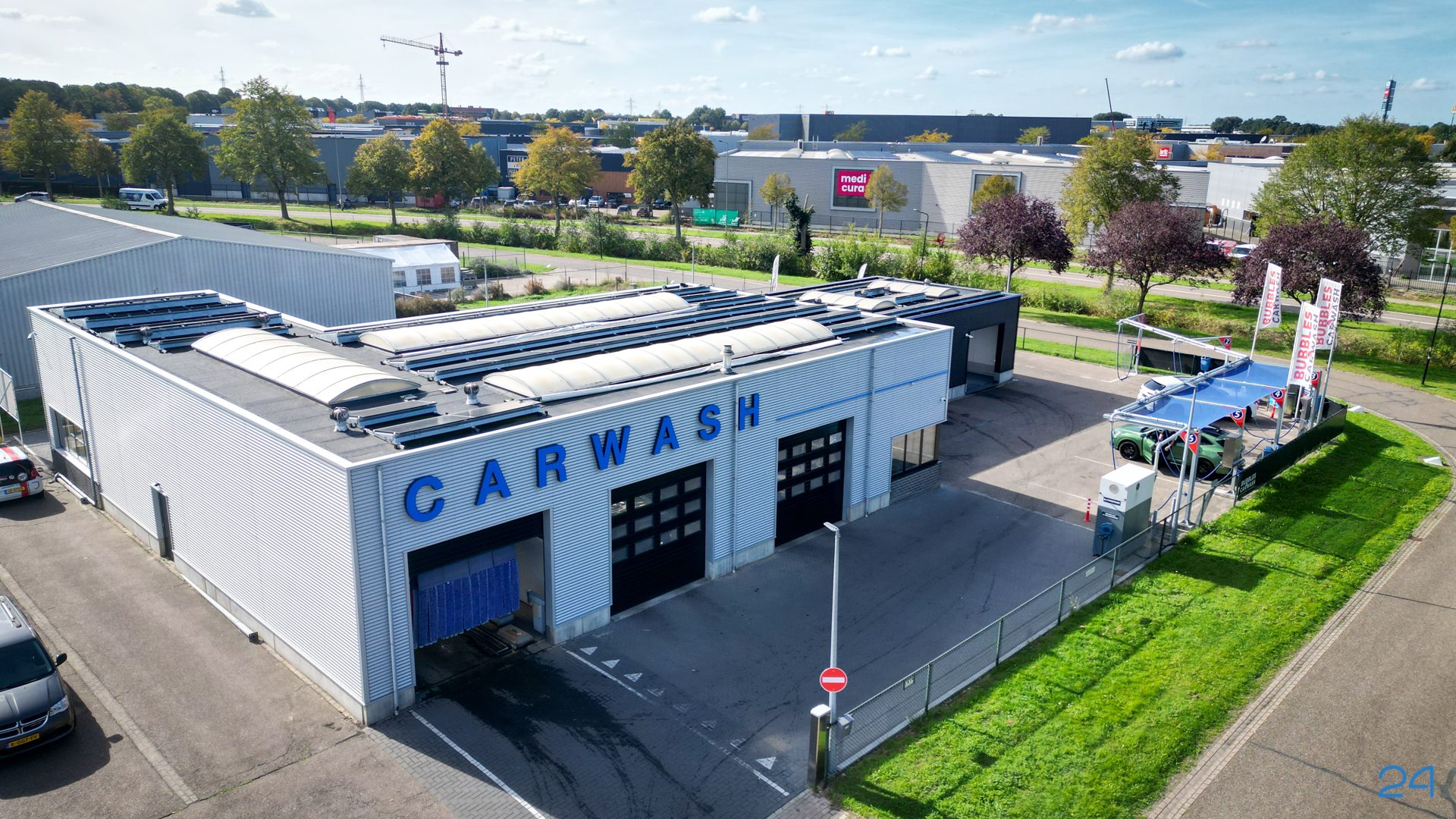 20260915_Bubbles-Carwash-stock_1