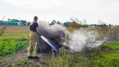 20261007_Brandweer-blust-kleine-brand-aan-Molenweg-in-Nederweert_3