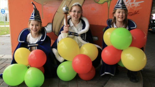 2026_01_07-Prinses-Mila-en-adjudanten-Katla-en-Merle-bij-IKC-de-Bongerd