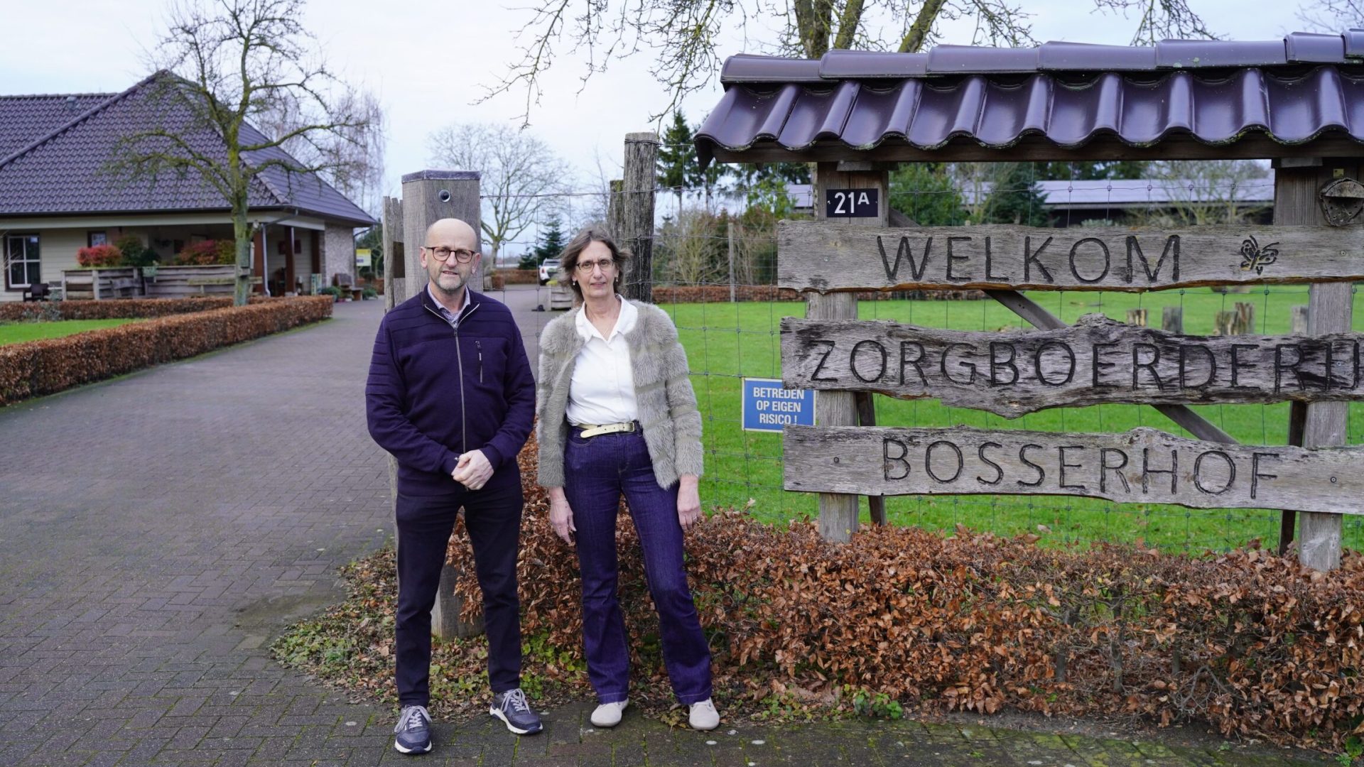 2026_01_19-Johanna-en-Andre-nemen-afscheid-van-hun-Bosserhof