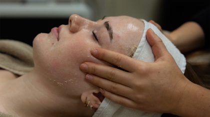 2026_01_27-Nieuwe_behandeling_in_Nederweert-_natuurlijke_face_lift_met_cupping