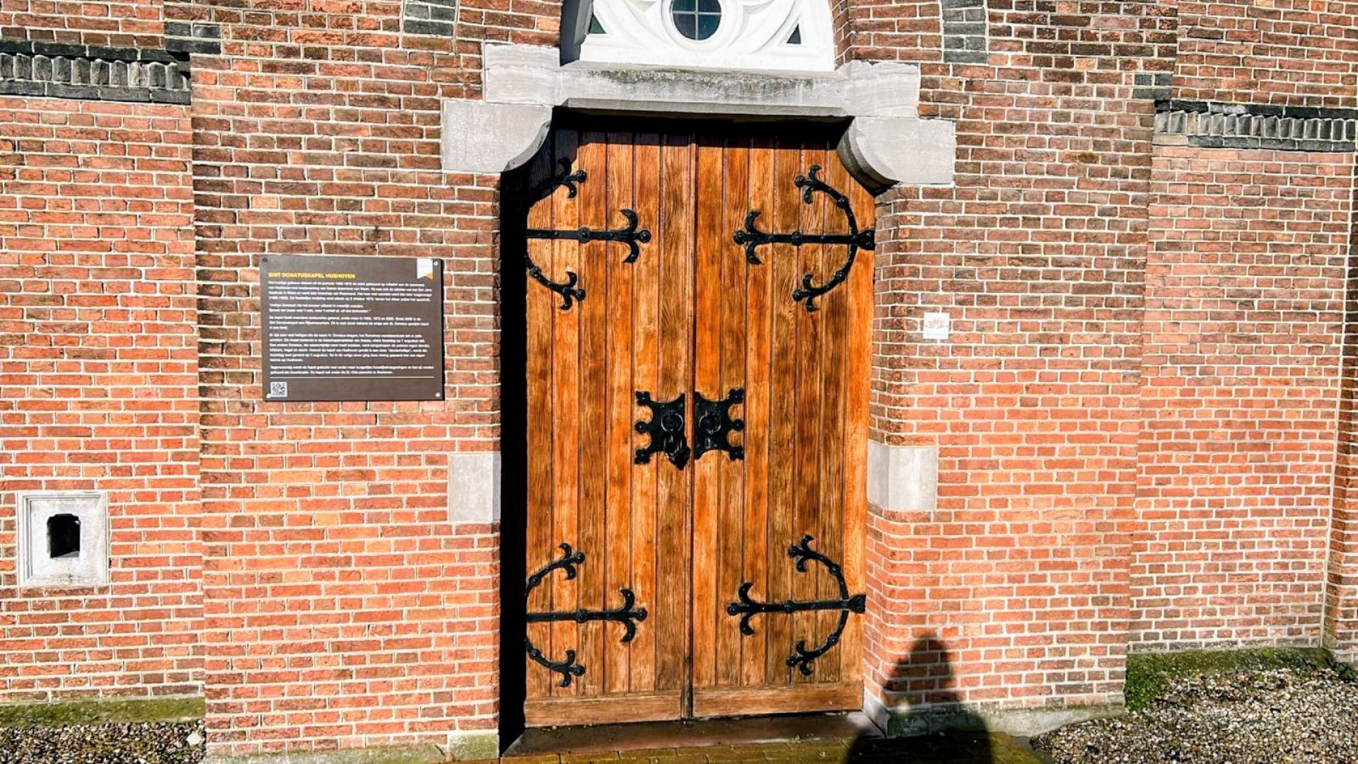 2026_02_09-Nieuw-informatiebord-bij-Rijksmonument-Sint-Donatuskapel-op-Hushoven2